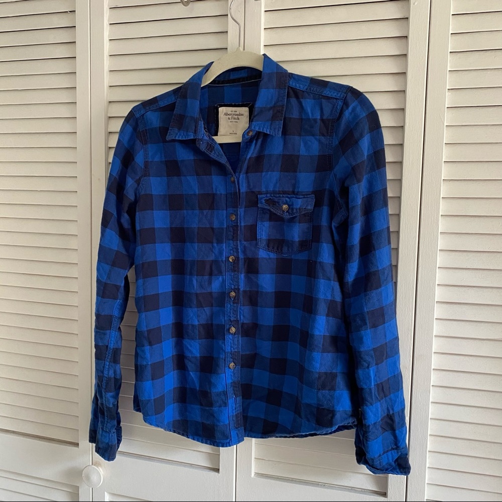 Abercrombie | Blue Checkered Plaid Button-Up Shirt